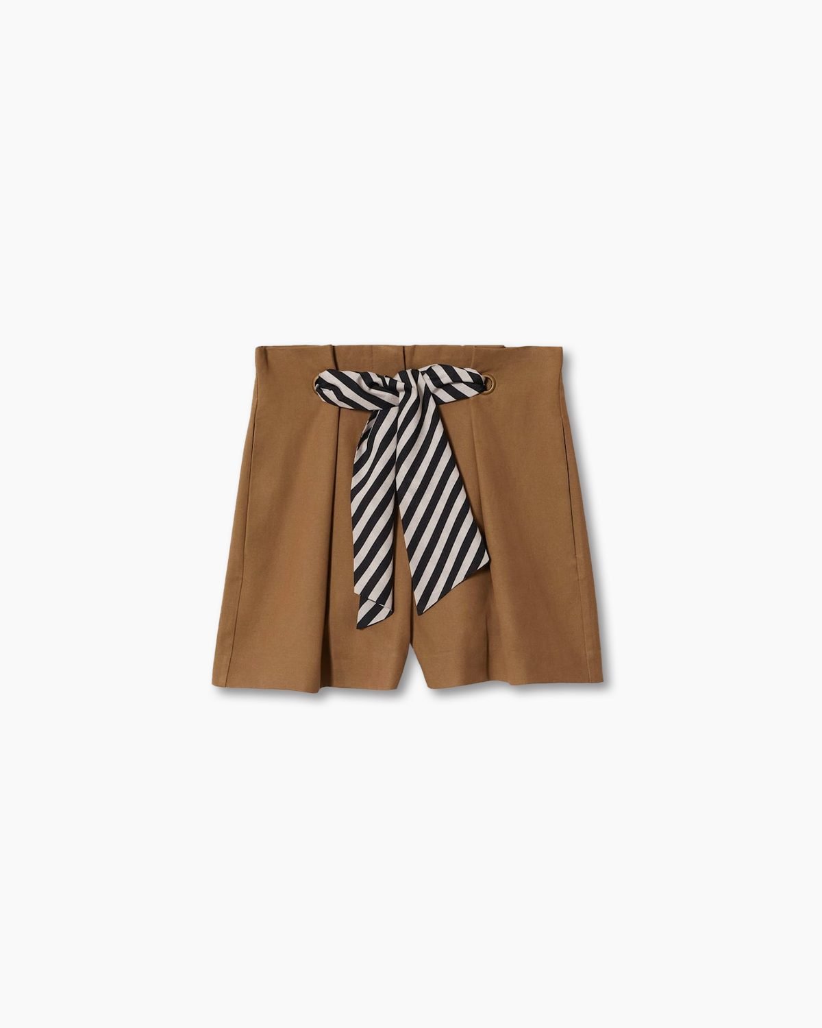 Slouchy pleated shorts